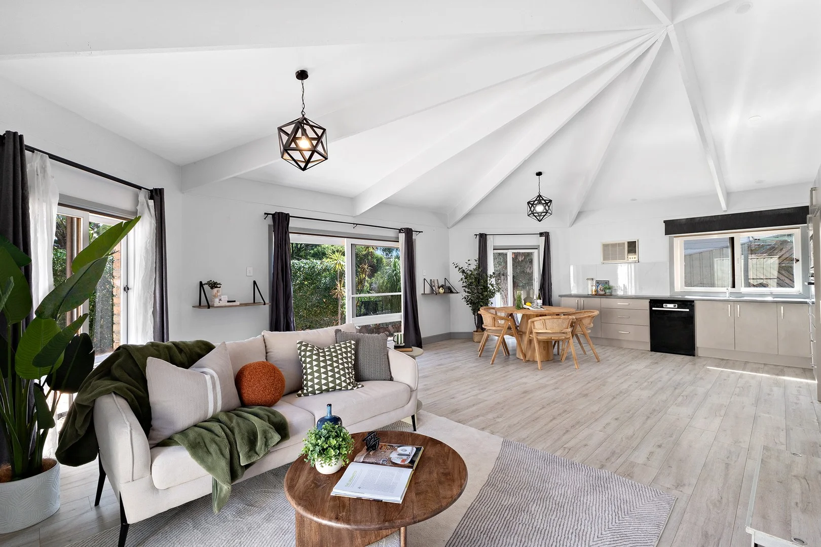 30 St Fagans Parade, Rutherford NSW 2320