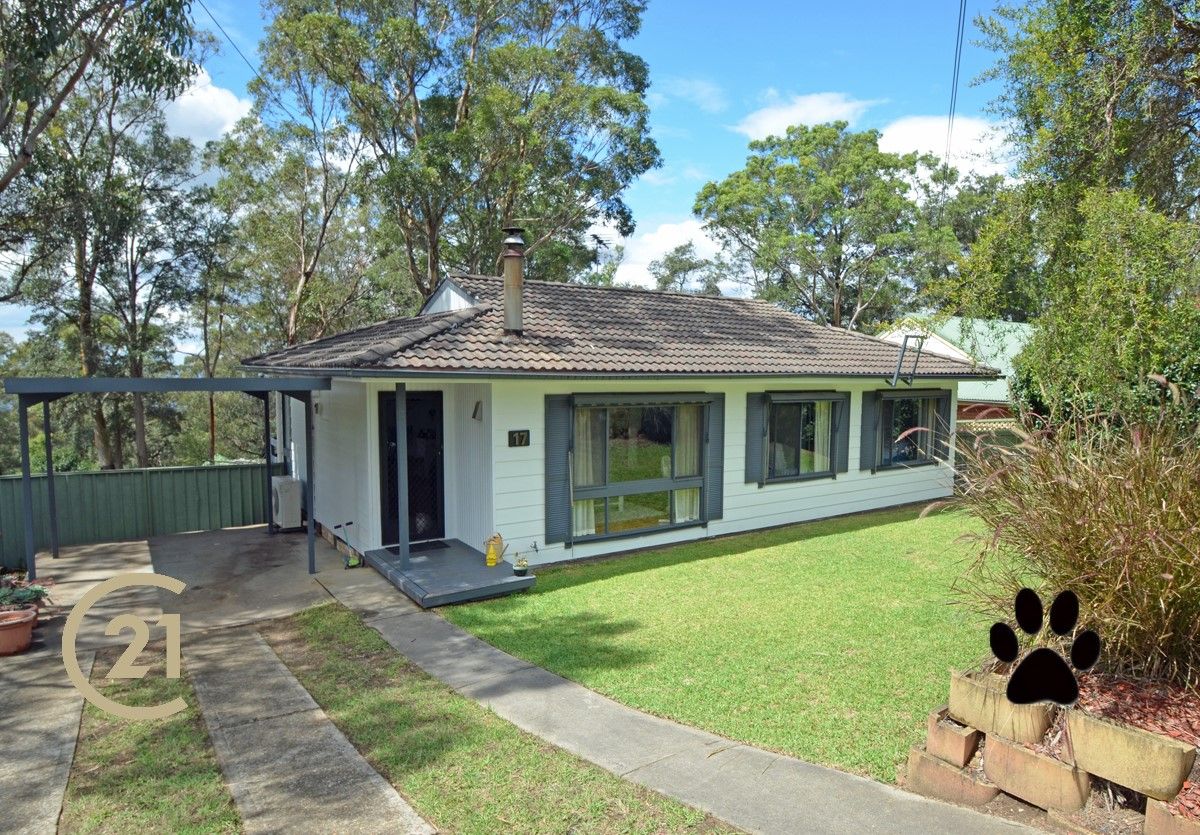 3 bedrooms House in 17 Booker Rd HAWKESBURY HEIGHTS NSW, 2777