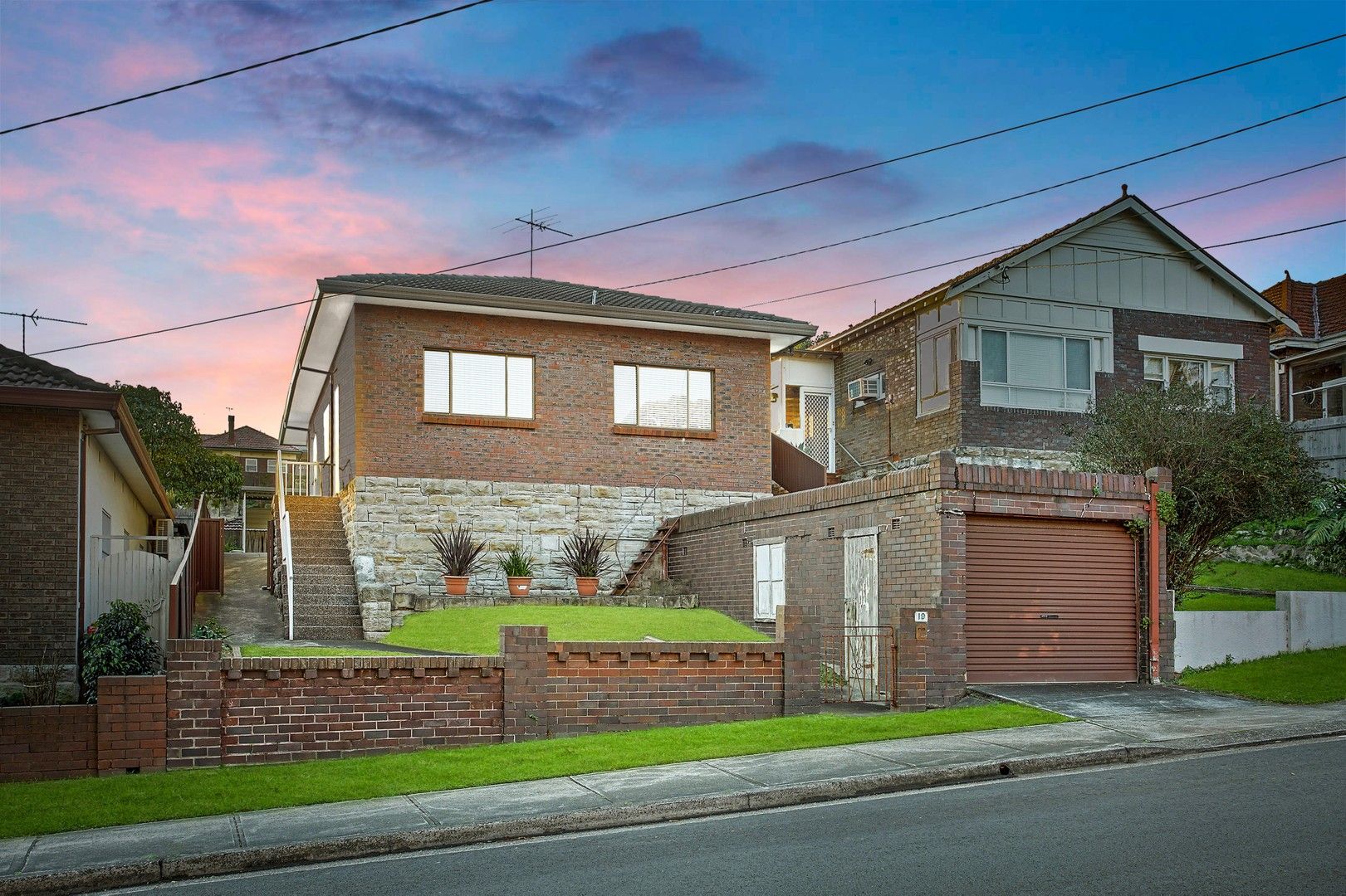 3 bedrooms House in 19 Arlington Street ROCKDALE NSW, 2216