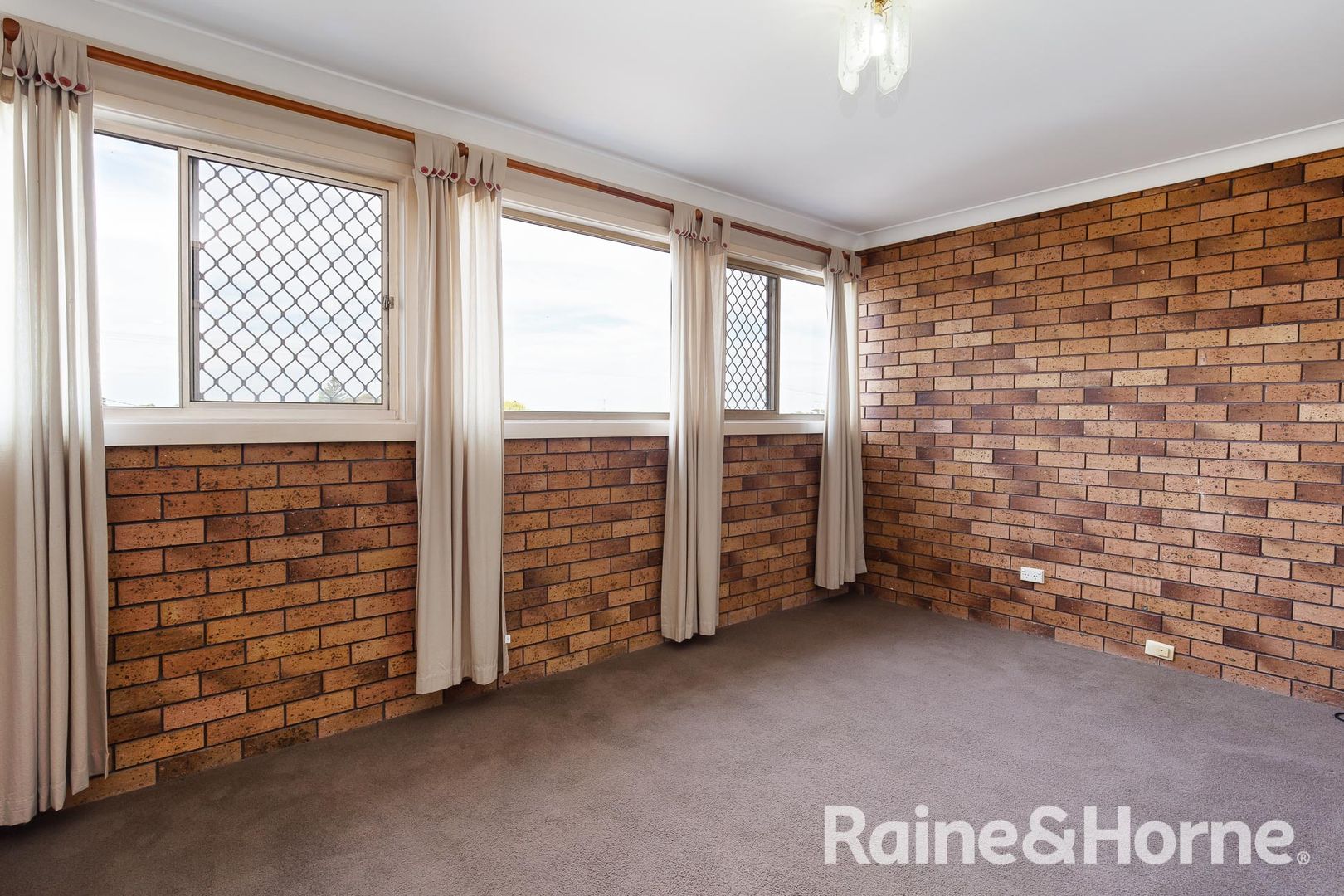 5/101 Cowlishaw Street, Redhead NSW 2290, Image 2