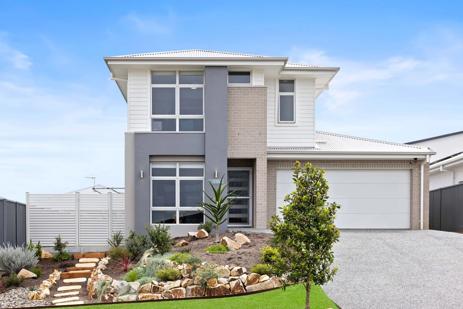 15 Antilles Way, Lake Cathie NSW 2445