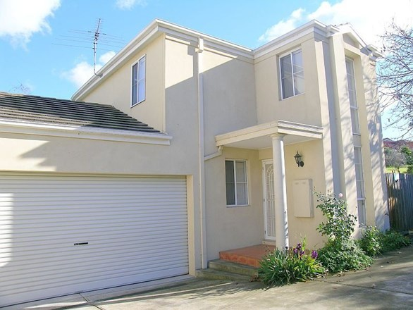 4/8 Weyburn Place, Avondale Heights VIC 3034