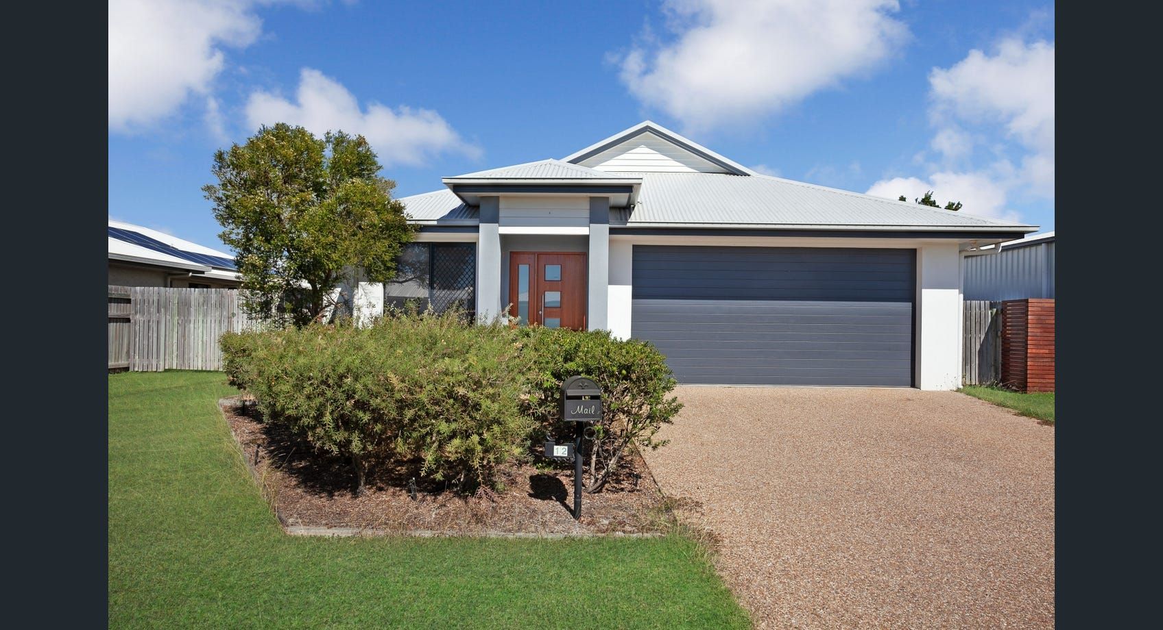 4 bedrooms House in 12 Nova Street MOUNT LOW QLD, 4818