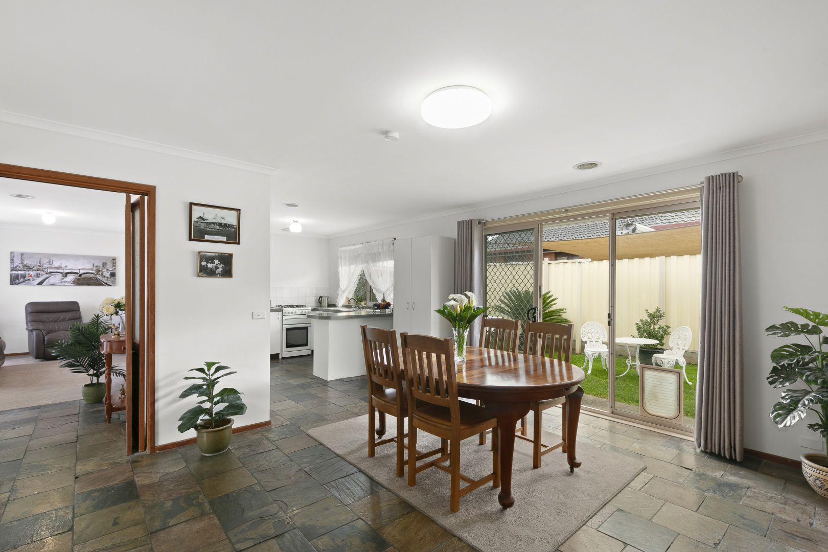 11 Bromwich Court, Mill Park VIC 3082, Image 1