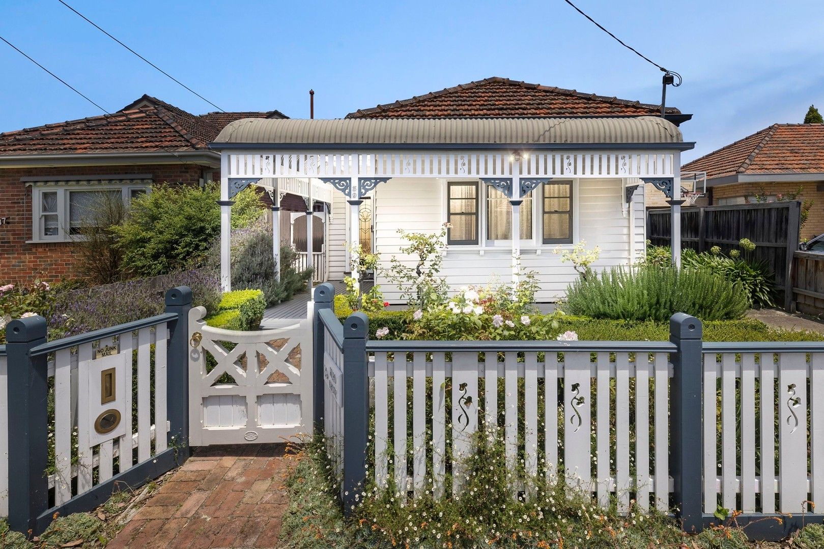 2 bedrooms House in 39 Ward Grove PASCOE VALE SOUTH VIC, 3044