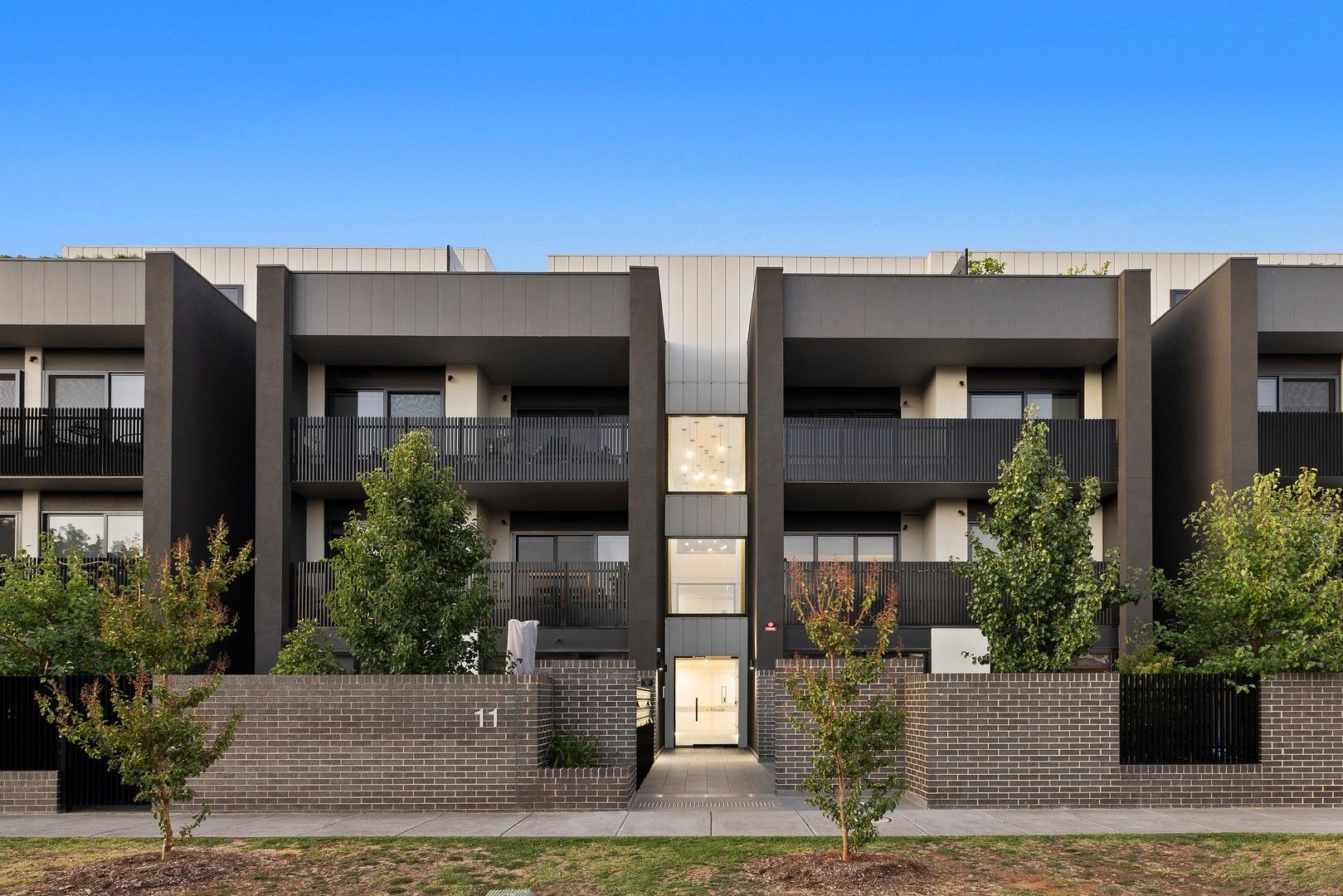 3 bedrooms Apartment / Unit / Flat in 305/11 Maude Street CHELTENHAM VIC, 3192