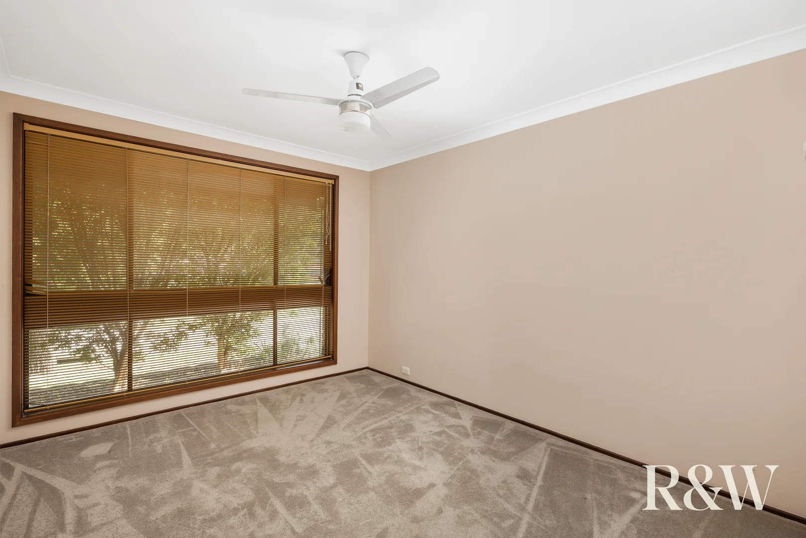Additional image 10 of 14 Hascombe Way, St Clair NSW 2759