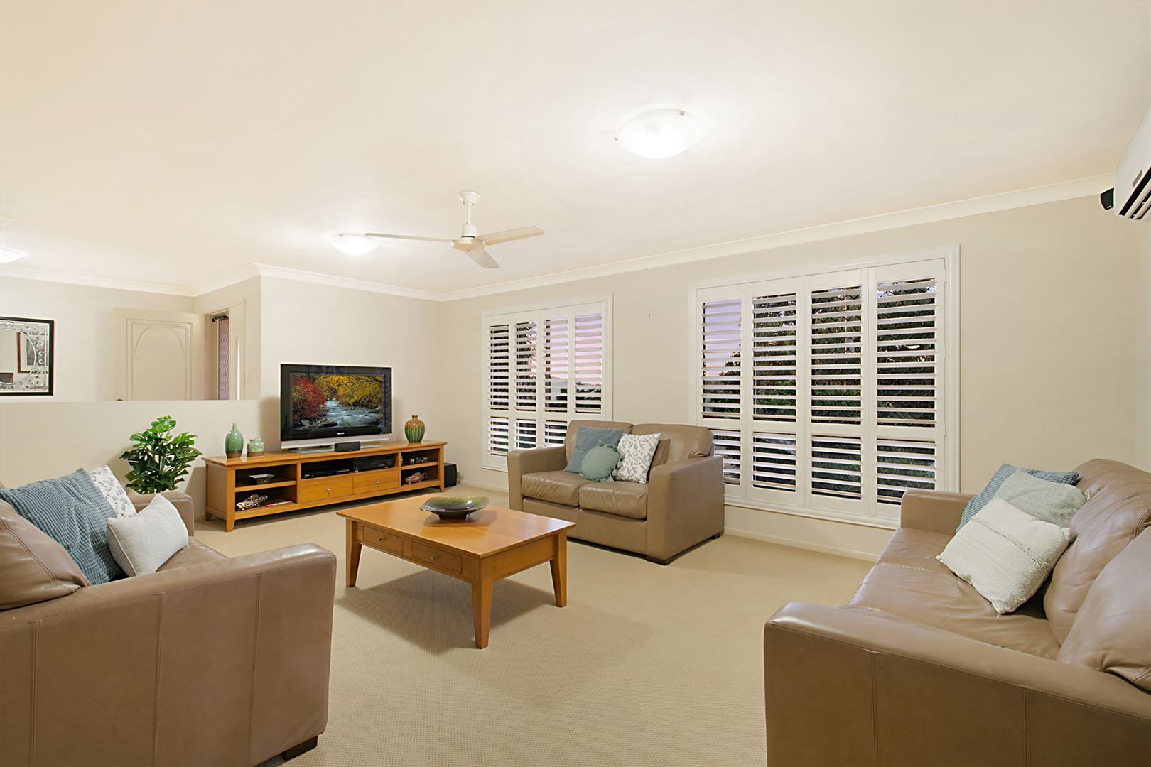 3/3 Ronald Street, Shailer Park QLD 4128, Image 2