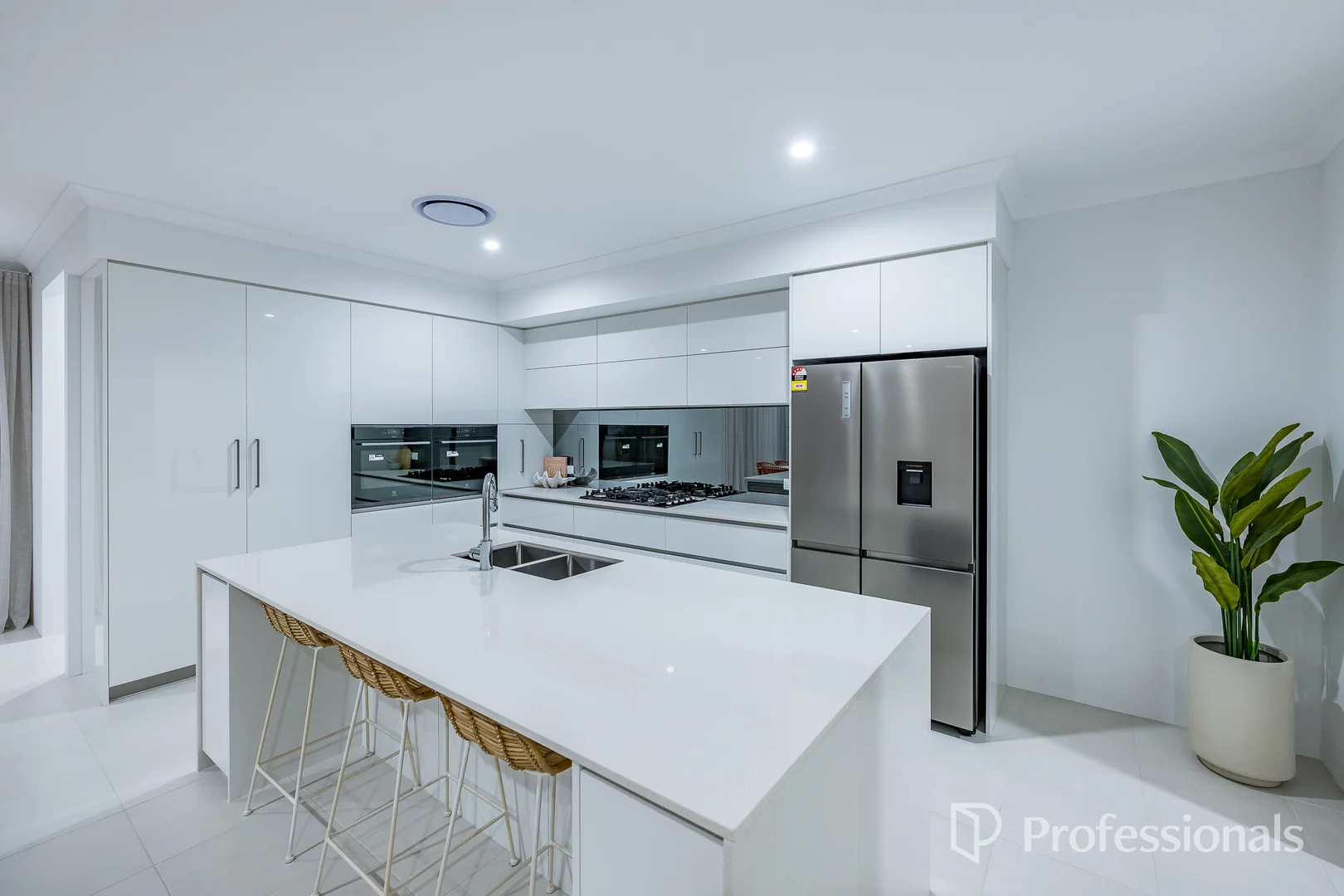 Additional image 14 of 10 Kiama View, Alkimos WA 6038