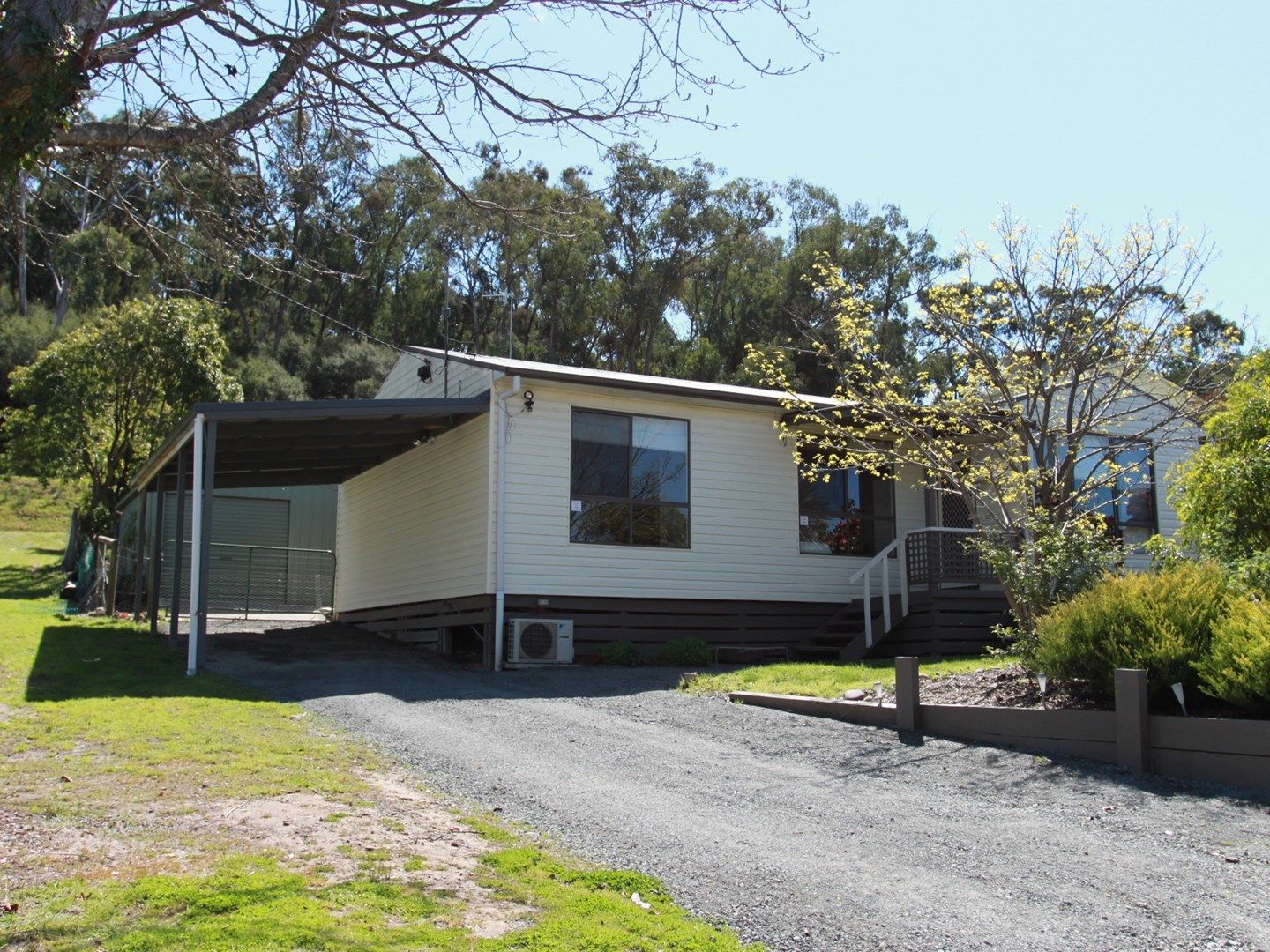 35 Fifth Street, Eildon VIC 3713, Image 0