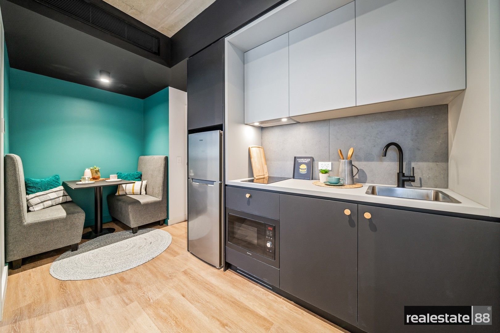 1 bedrooms Apartment / Unit / Flat in 1 Bedroom in Cosy 2 Wellington Street PERTH WA, 6000