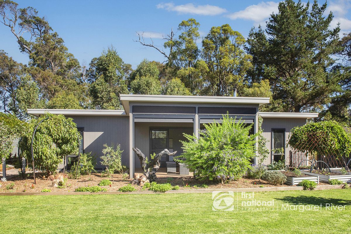 1 Dobbins Place, Witchcliffe WA 6286, Image 0