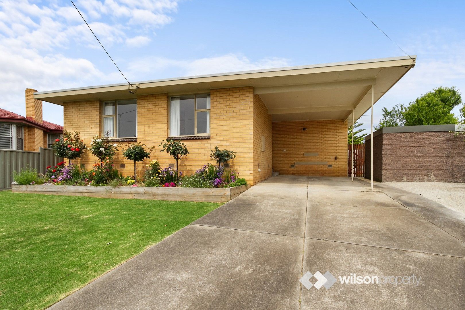 3 bedrooms House in 5 Grant Court TRARALGON VIC, 3844