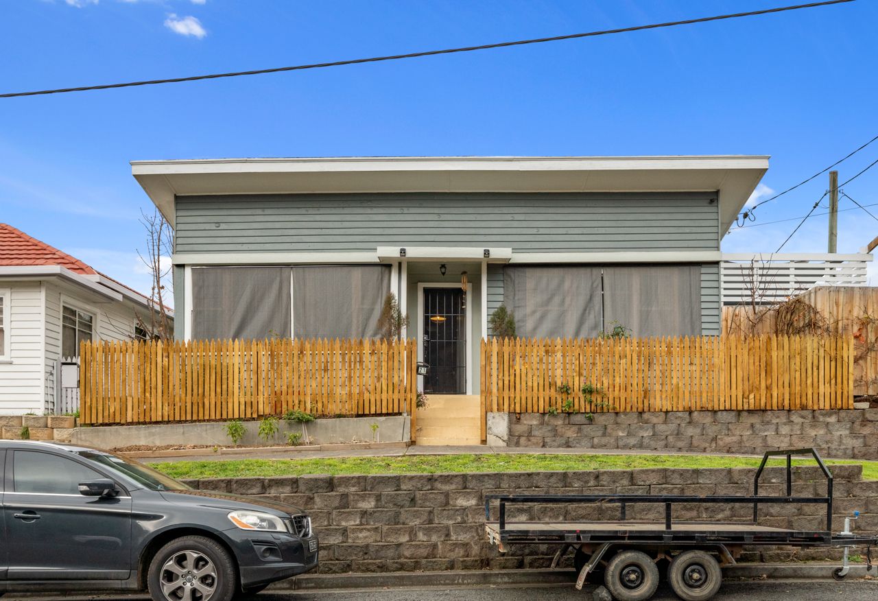 4 bedrooms House in 21 Pioneer Avenue NEW NORFOLK TAS, 7140