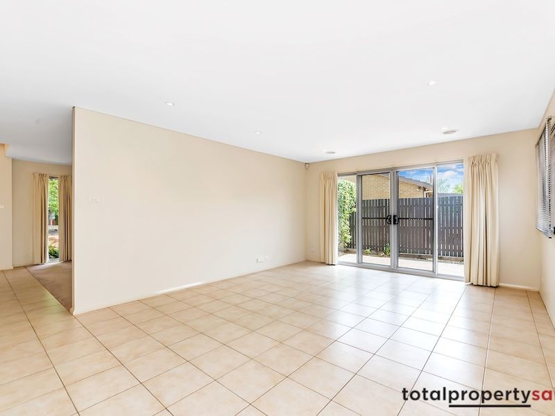 28A Hicks Street, Red Hill ACT 2603, Image 2