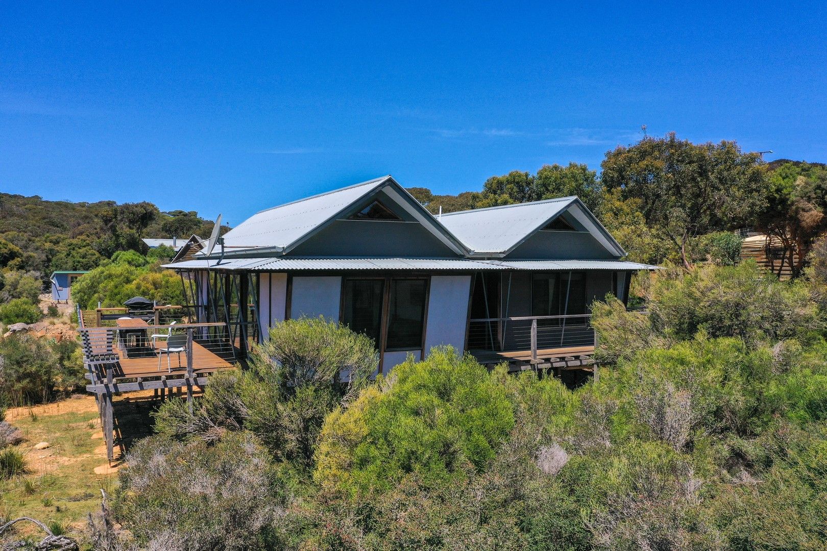 9 Flinders Road, Vivonne Bay SA 5223, Image 0