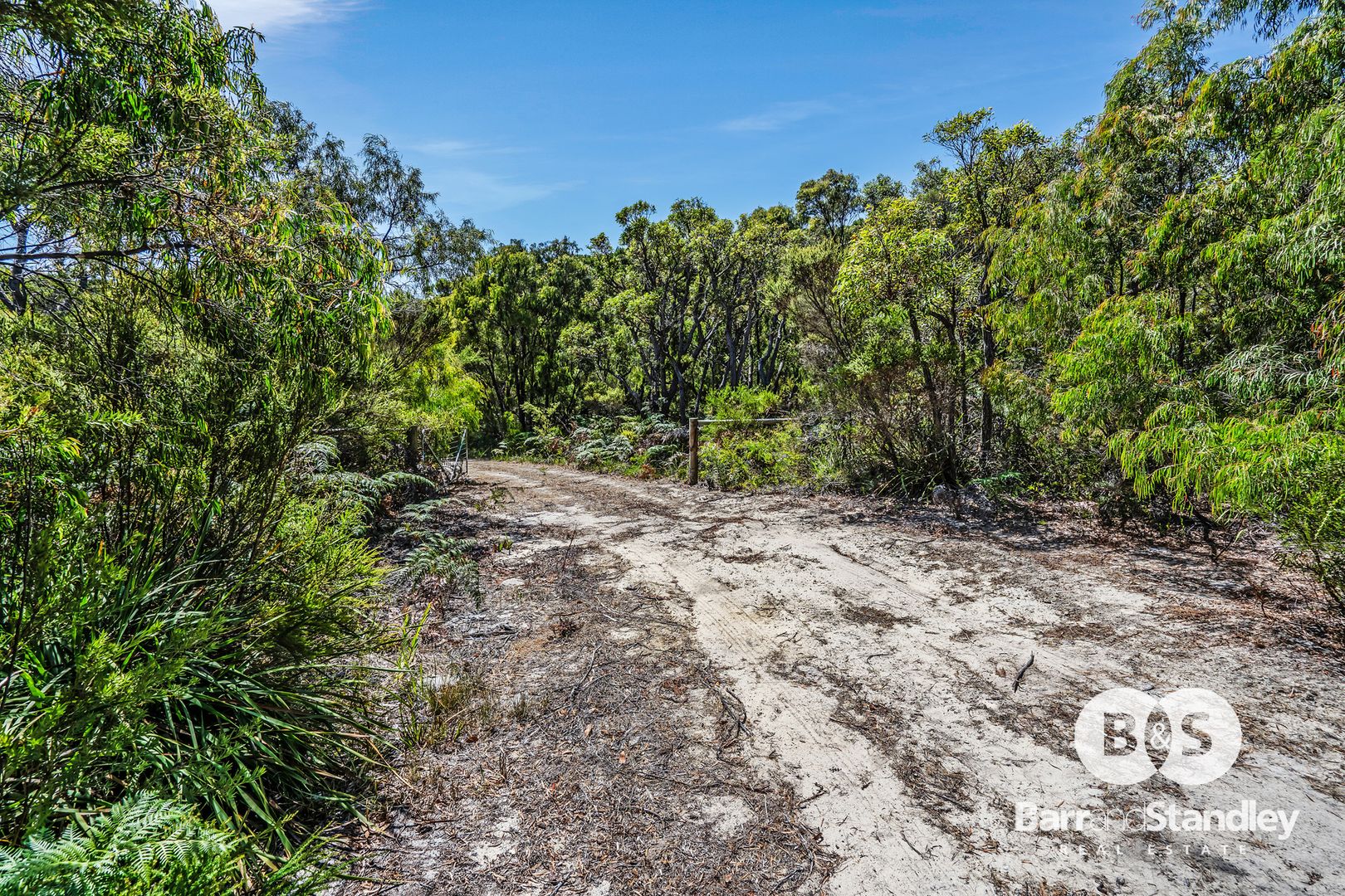 23 Station Road, Nornalup WA 6333, Image 2