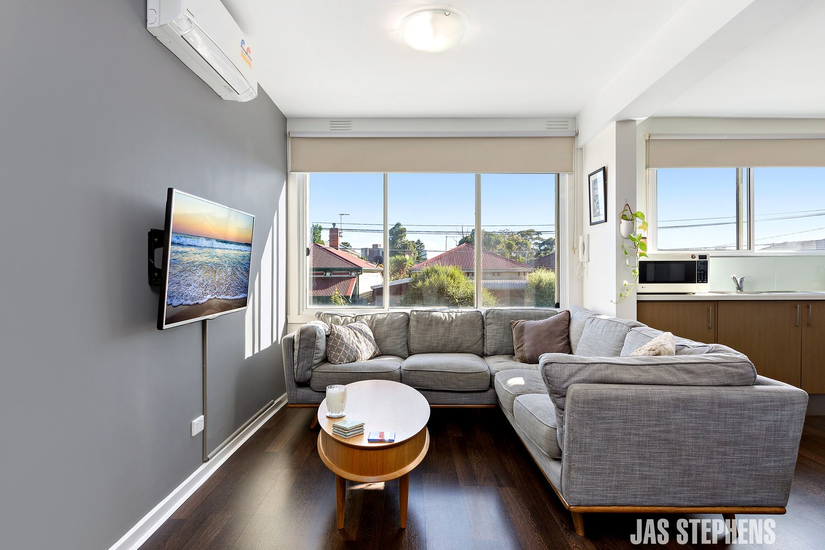 2/2 John Street, Footscray VIC 3011, Image 2