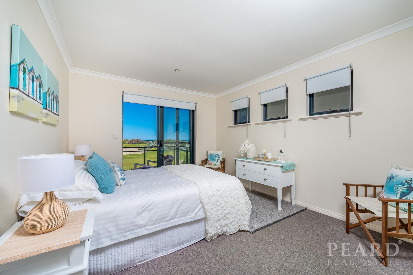 2/2 Robertson Road, Ledge Point WA 6043, Image 2