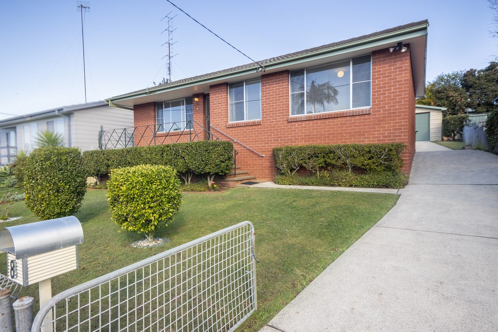 8 Peach Avenue, Tumbi Umbi NSW 2261, Image 1