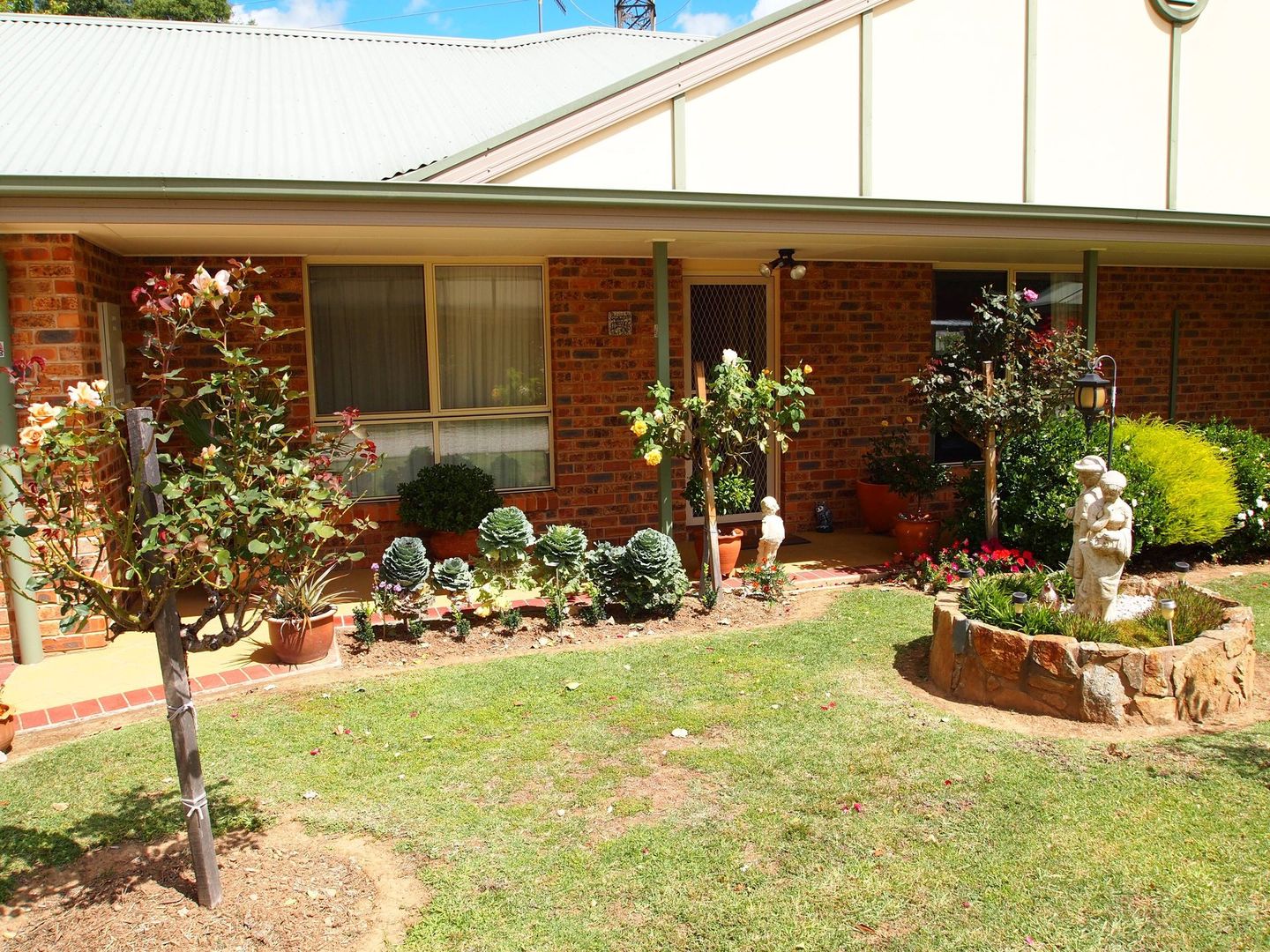 4/6a-8 Gavan Street, Bright VIC 3741, Image 2