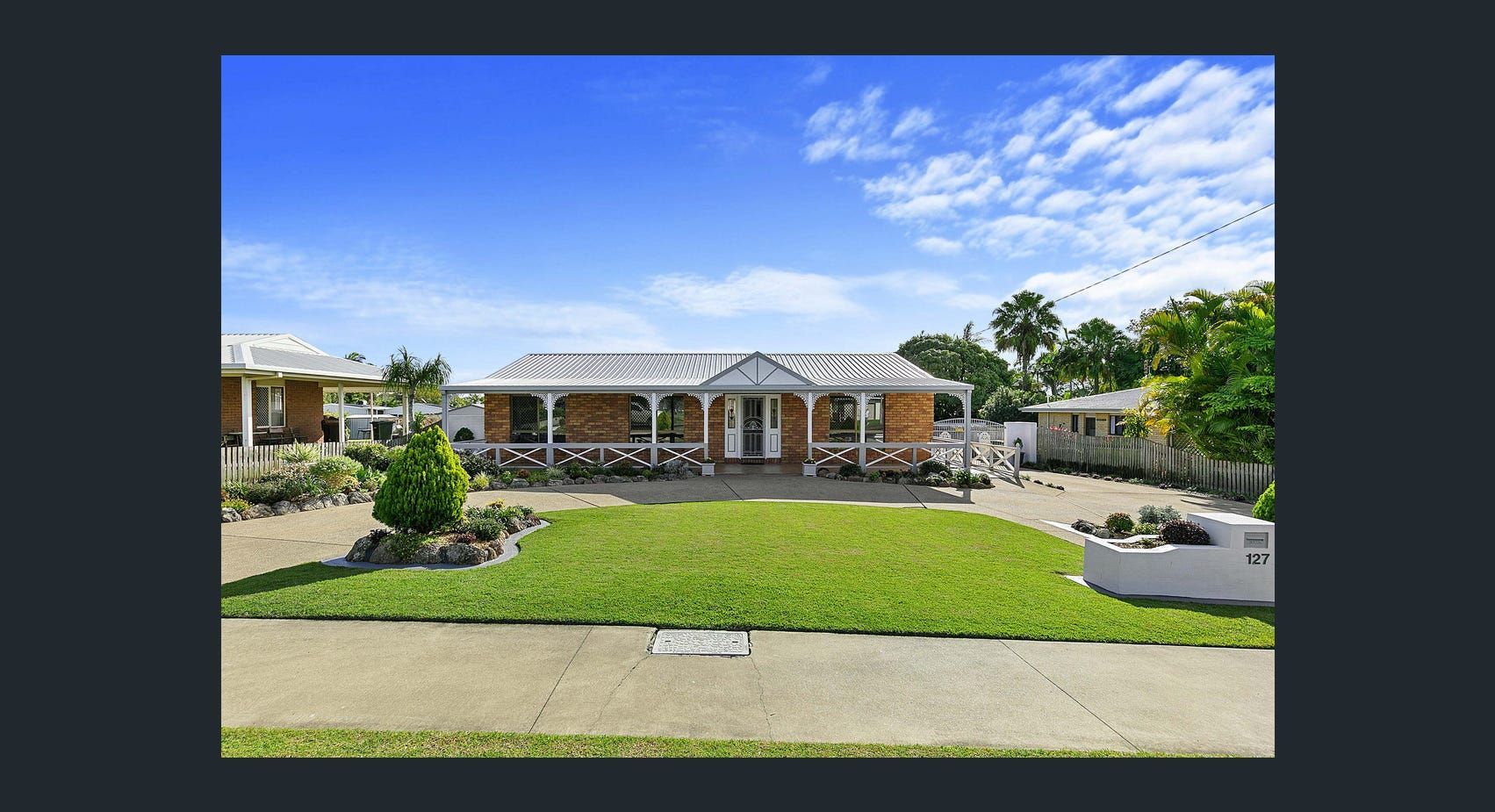 4 bedrooms House in 127 Elizabeth Street URANGAN QLD, 4655