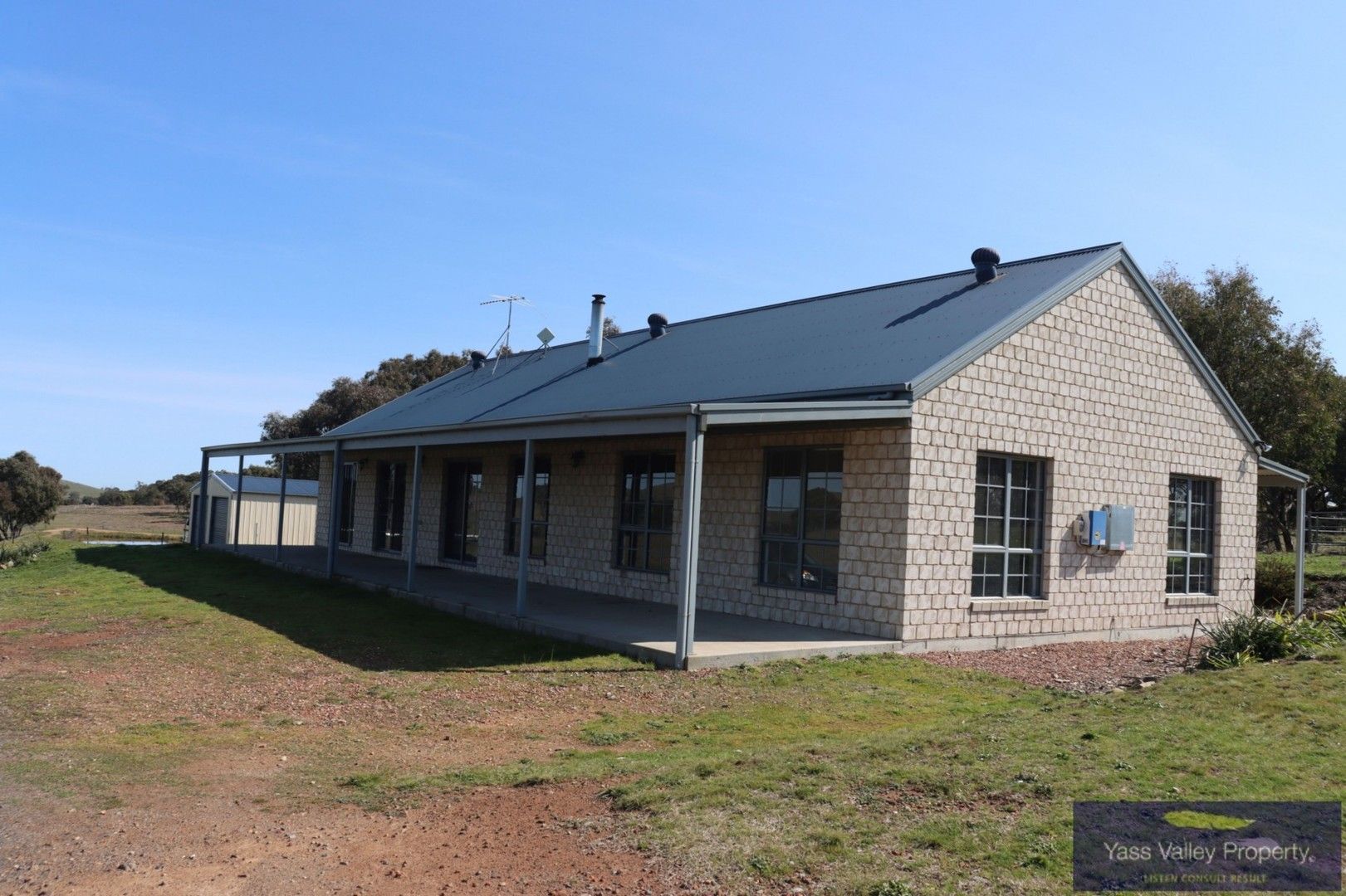 4 bedrooms Rural in 543 Redhill Road BOWNING NSW, 2582