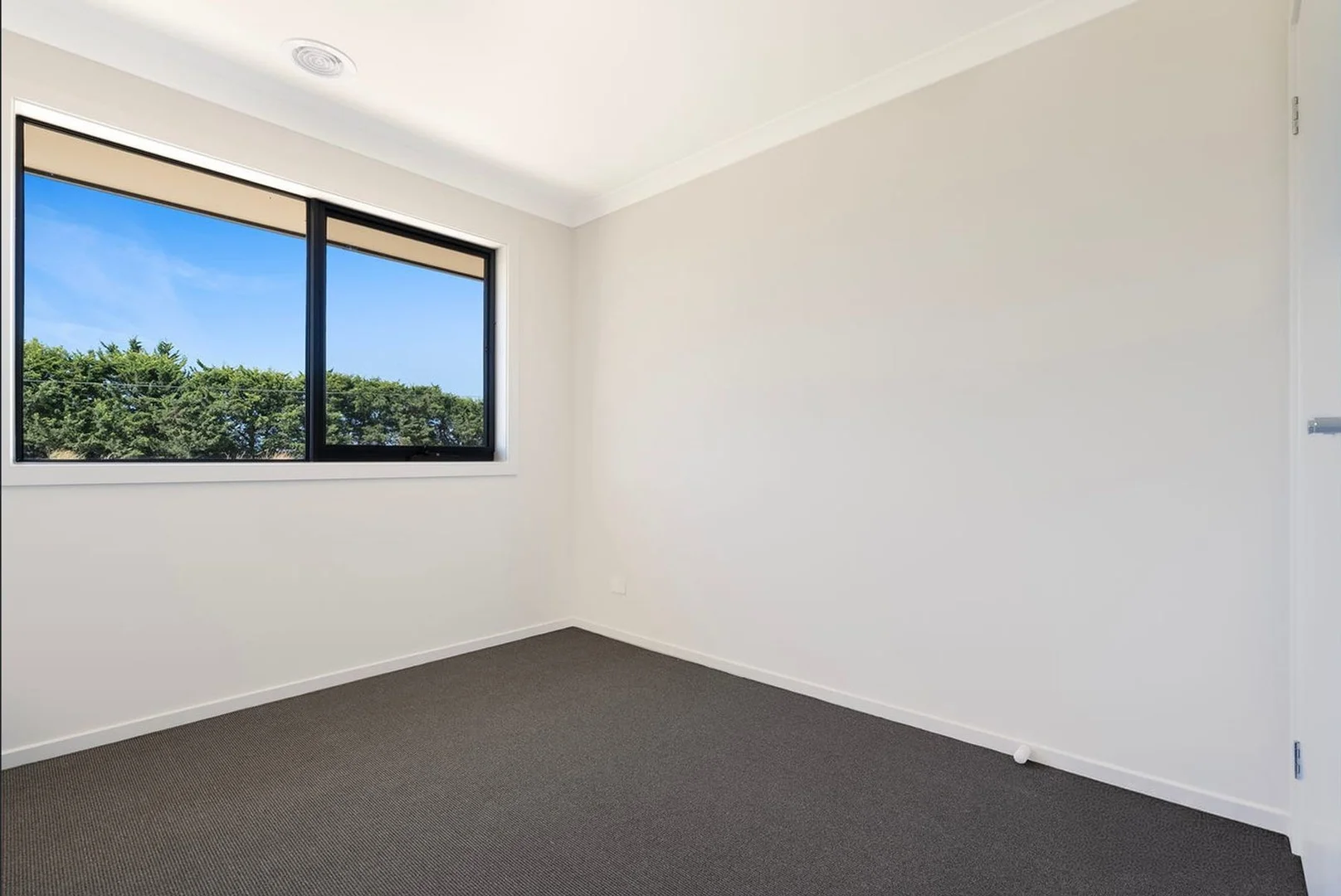 Additional image 7 of 47 Patrobas Loop, Cranbourne East VIC 3977