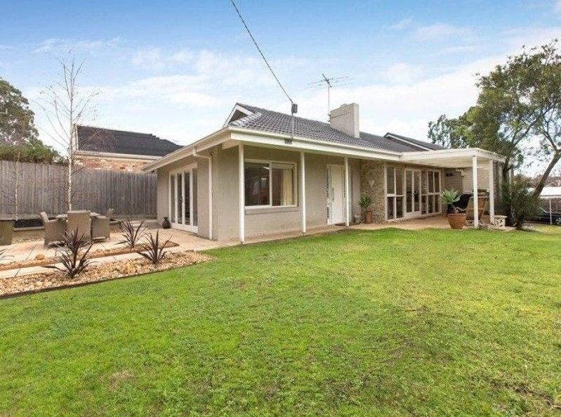 4 bedrooms House in 44 Wimbledon Avenue MOUNT ELIZA VIC, 3930