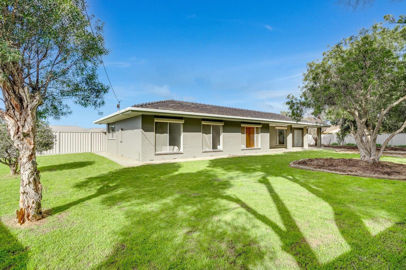 102 BAY ROAD, Encounter Bay SA 5211, Image 0