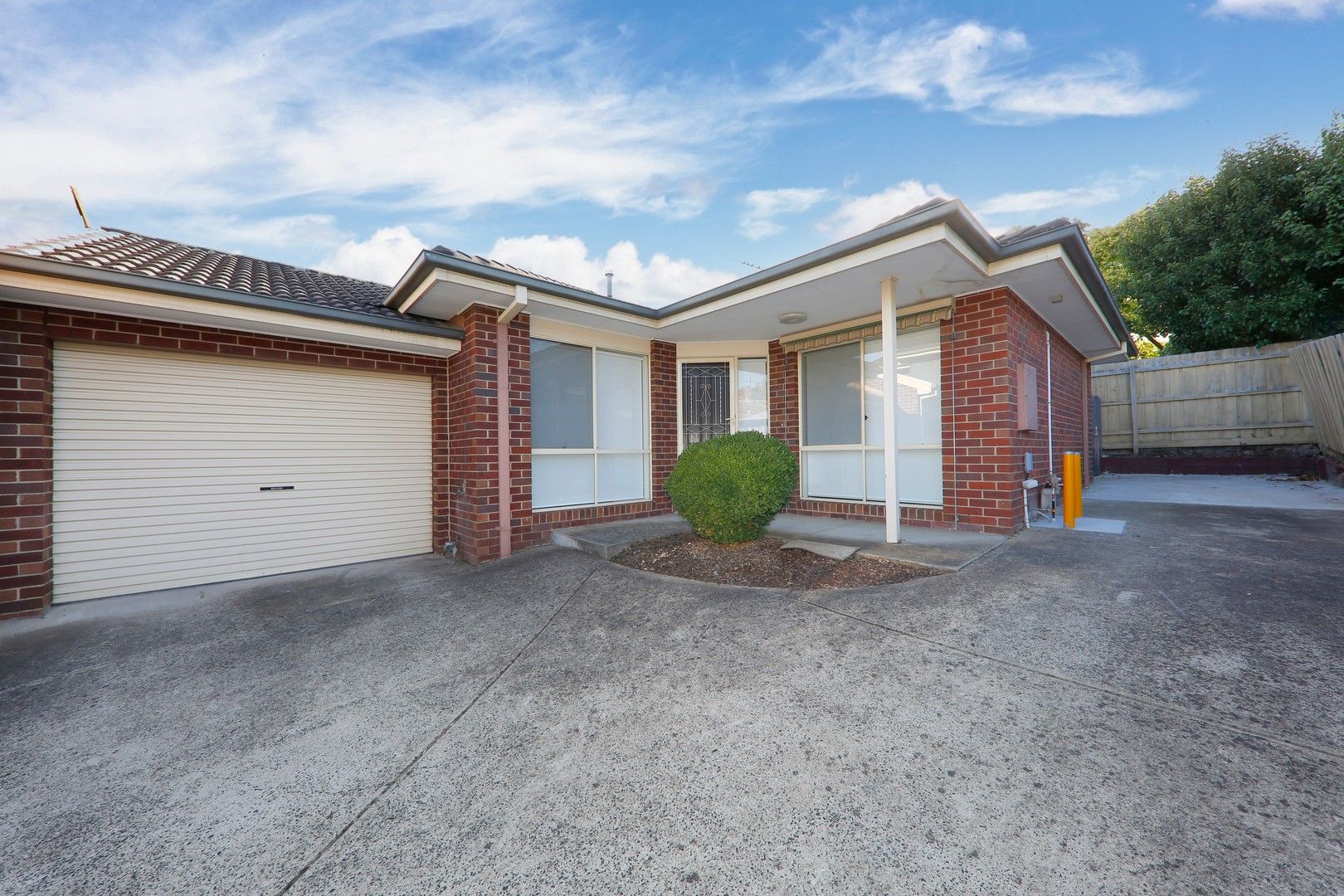 2 bedrooms Apartment / Unit / Flat in 2/508 Elgar Road BOX HILL NORTH VIC, 3129