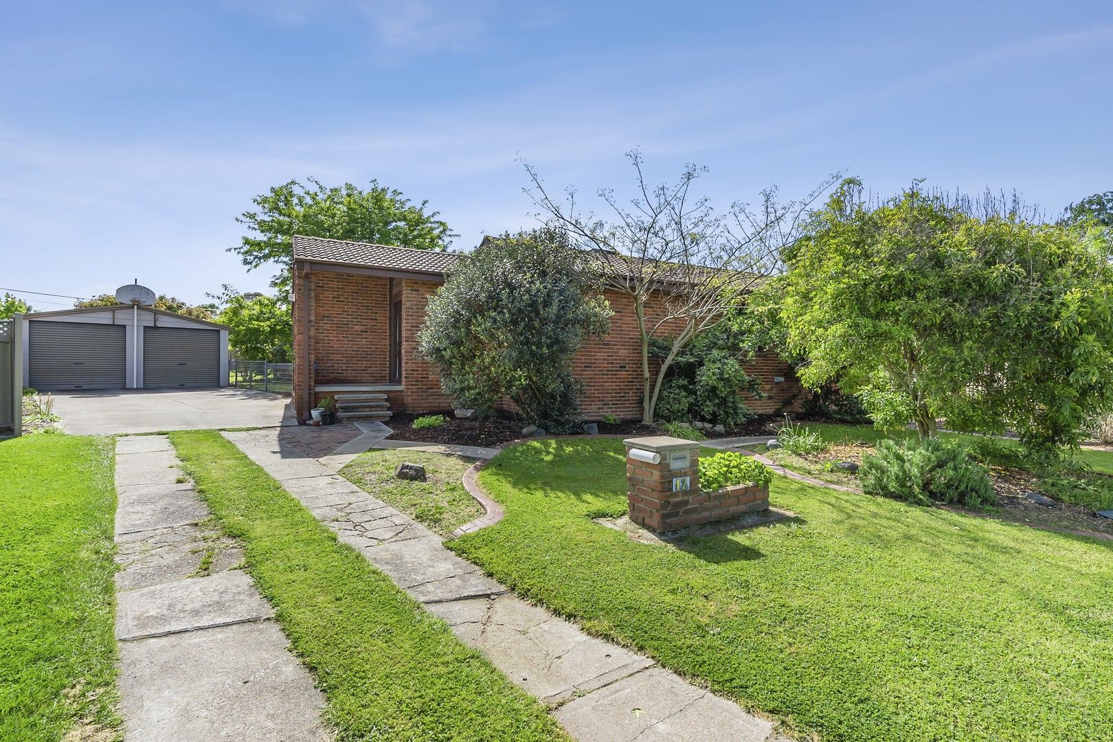 12 Ahern Place, Monash ACT 2904, Image 0