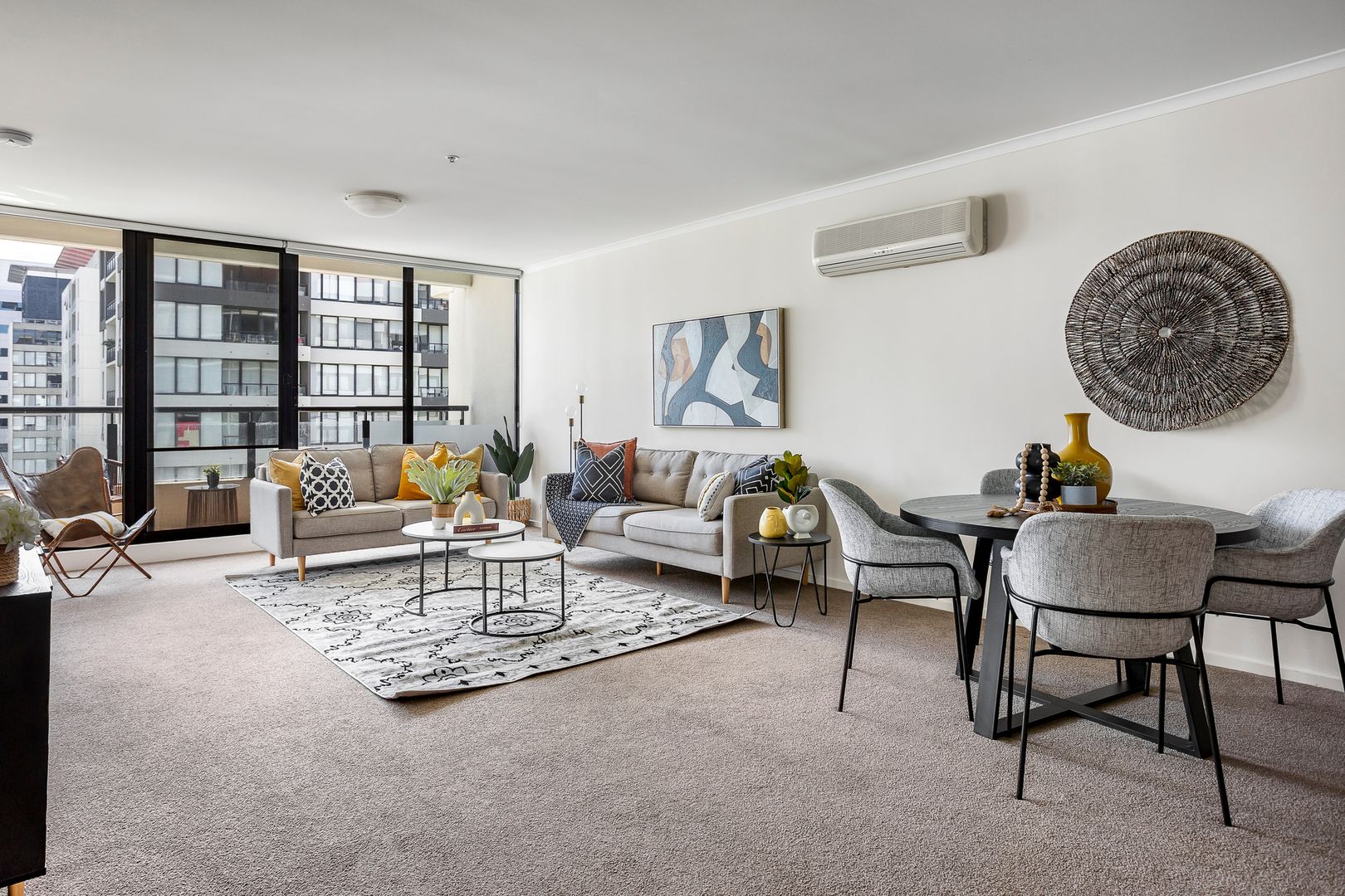 710/148 Wells Street, South Melbourne VIC 3205, Image 2