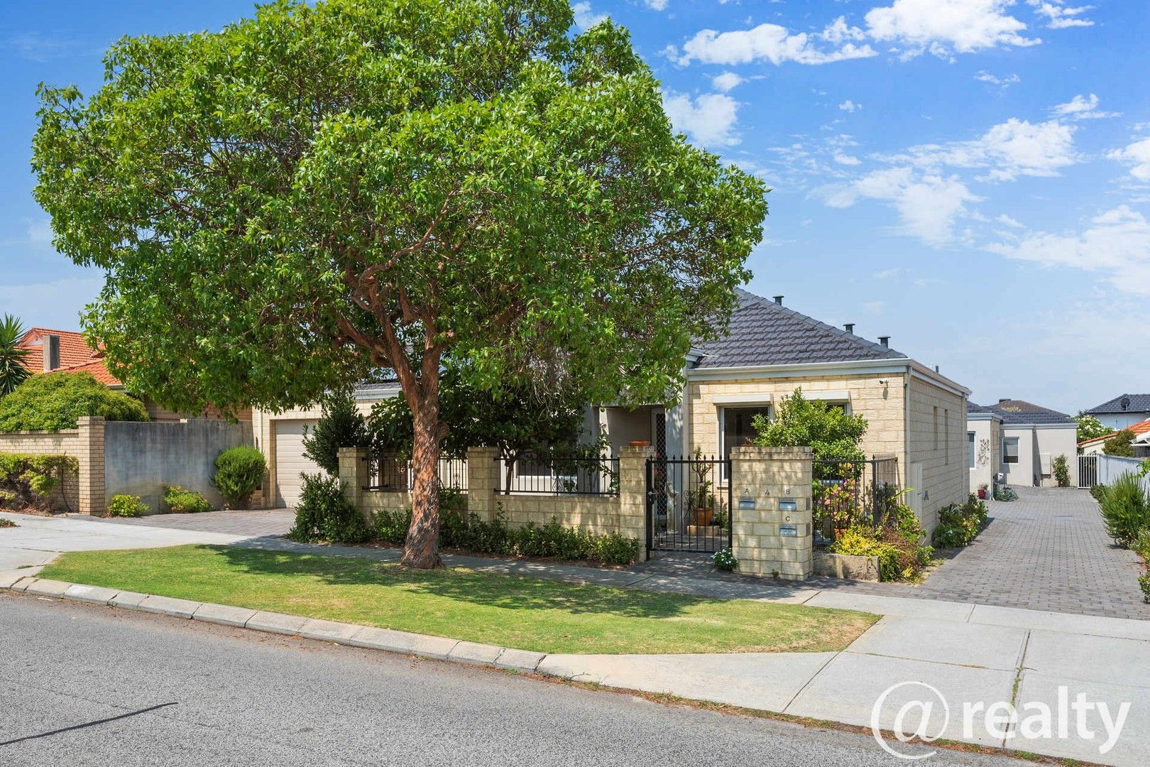 4A Croydon Avenue, Yokine WA 6060 Domain