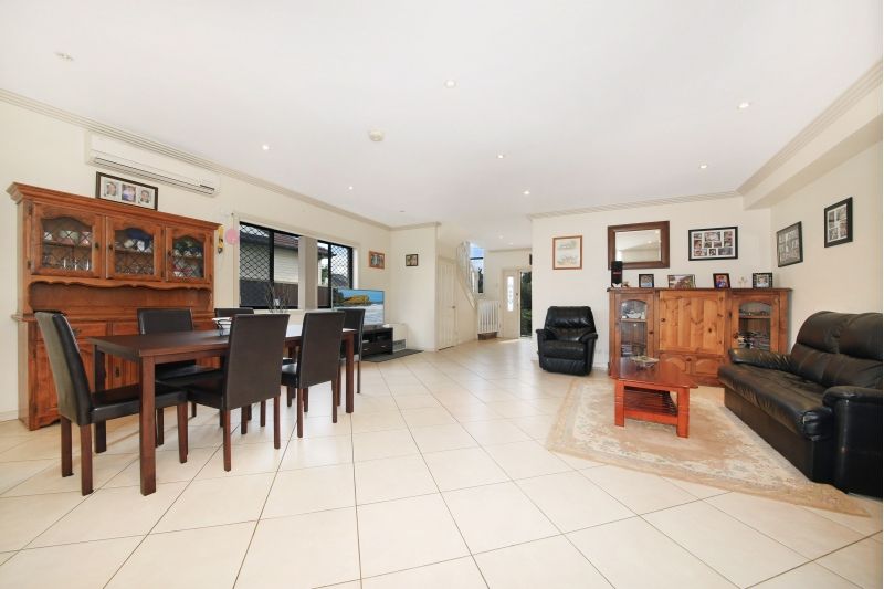 5A Rex Road, GEORGES HALL NSW 2198, Image 1
