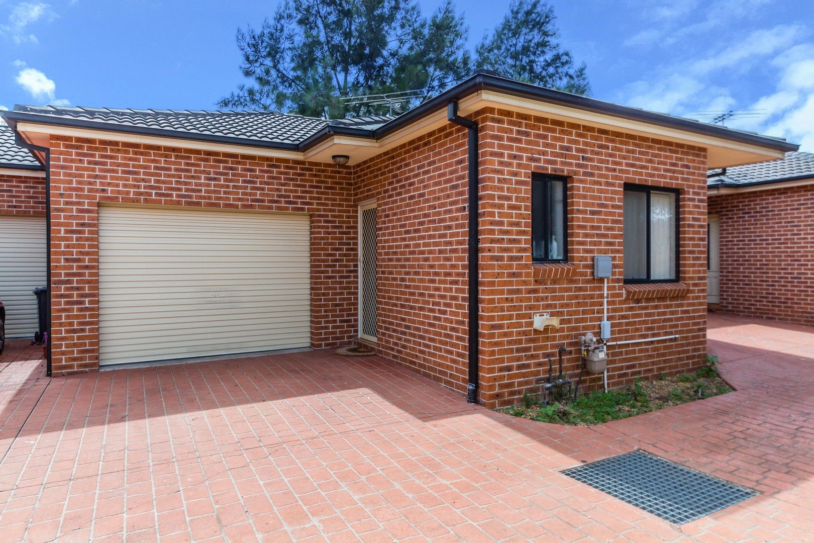 2 bedrooms Villa in 5/133 Toongabbie Road TOONGABBIE NSW, 2146