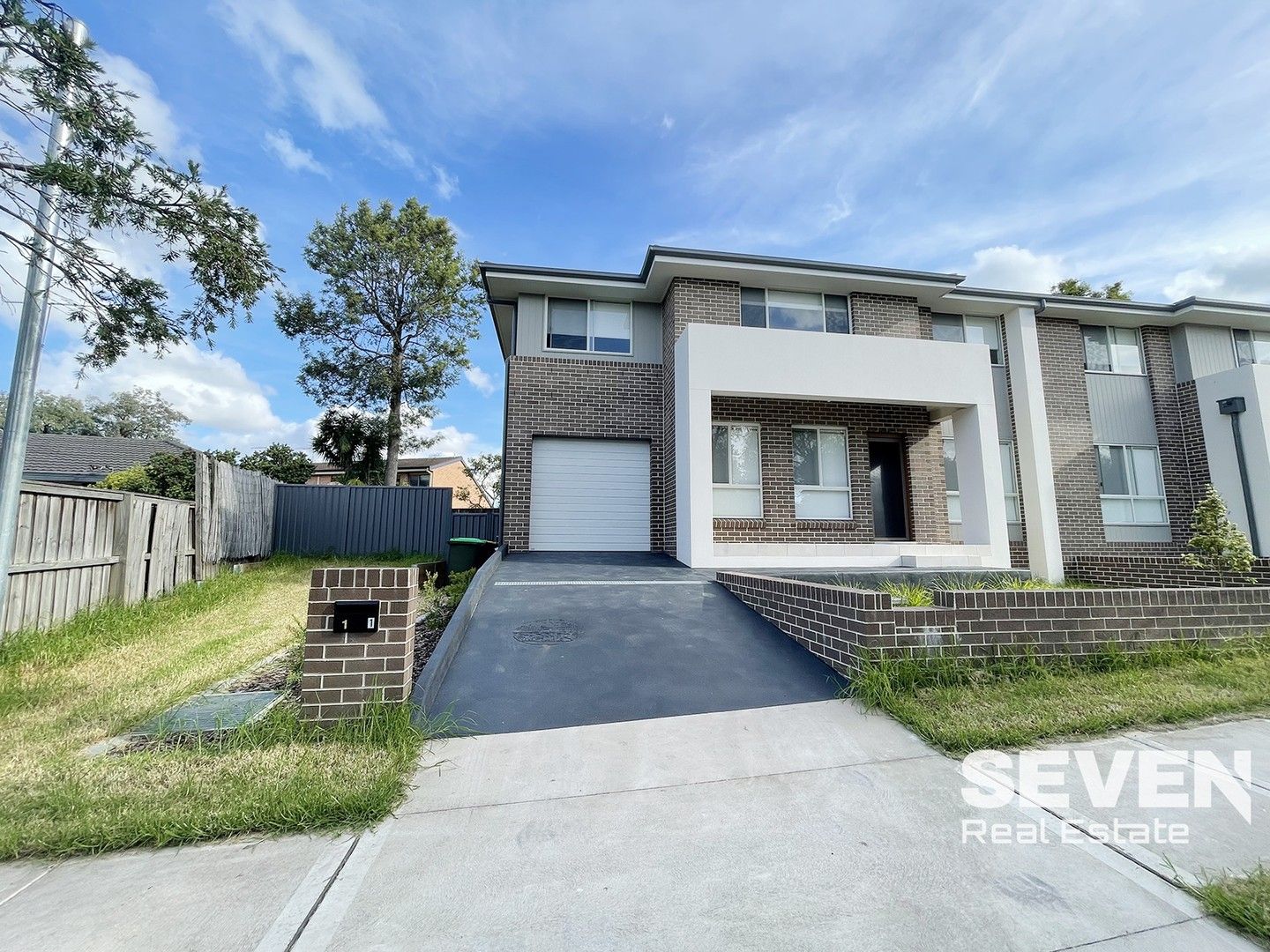 5 bedrooms House in 1/1 Spring Road KELLYVILLE NSW, 2155
