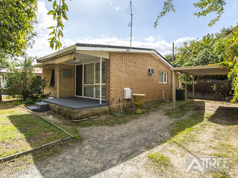 12 Drayton Court, Kelmscott WA 6111, Image 1