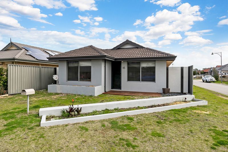 3 bedrooms House in 95 Smirk Road BALDIVIS WA, 6171