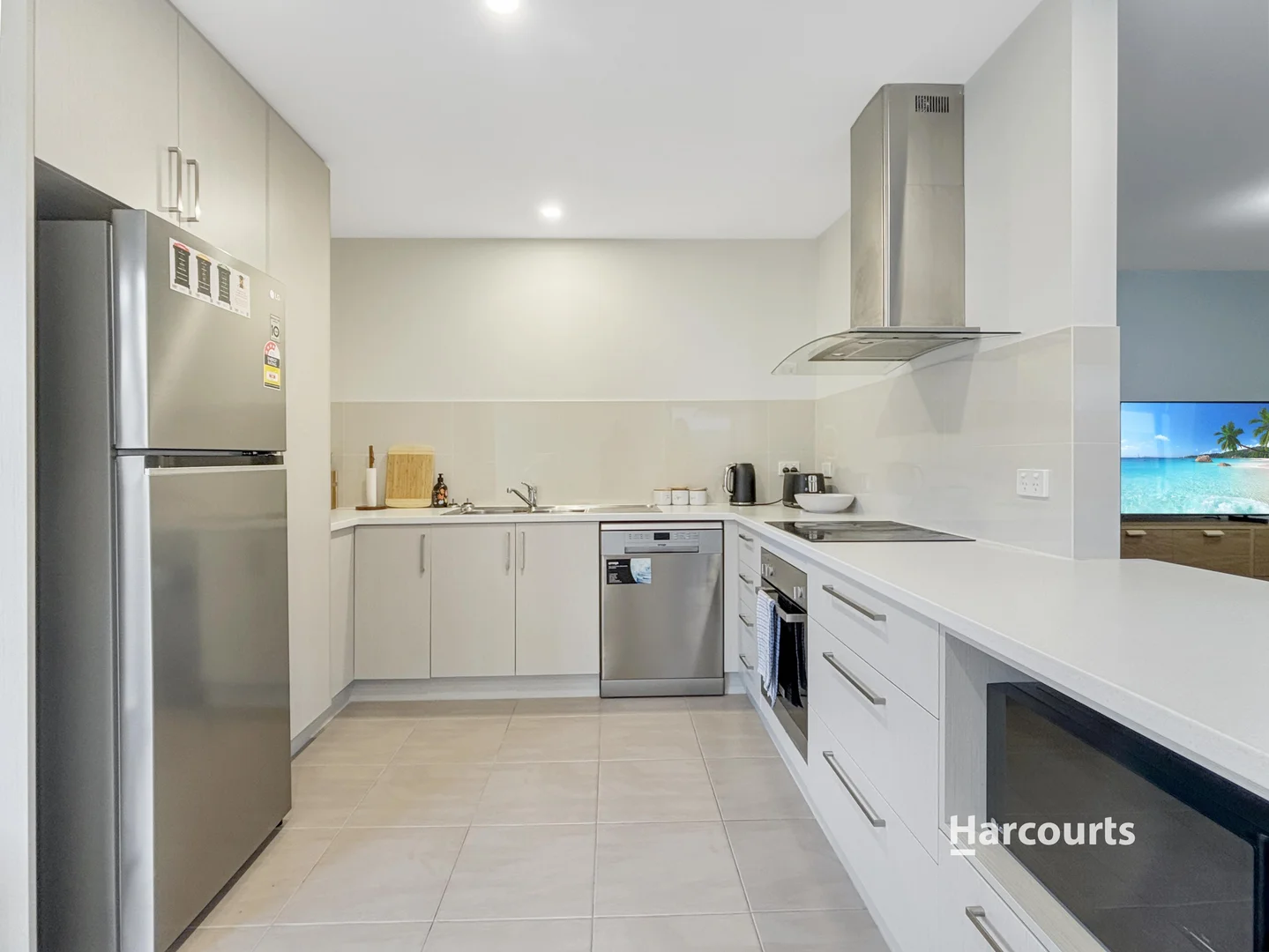 Additional image 2 of 3/16-18 Gatenby Drive, Miandetta TAS 7310