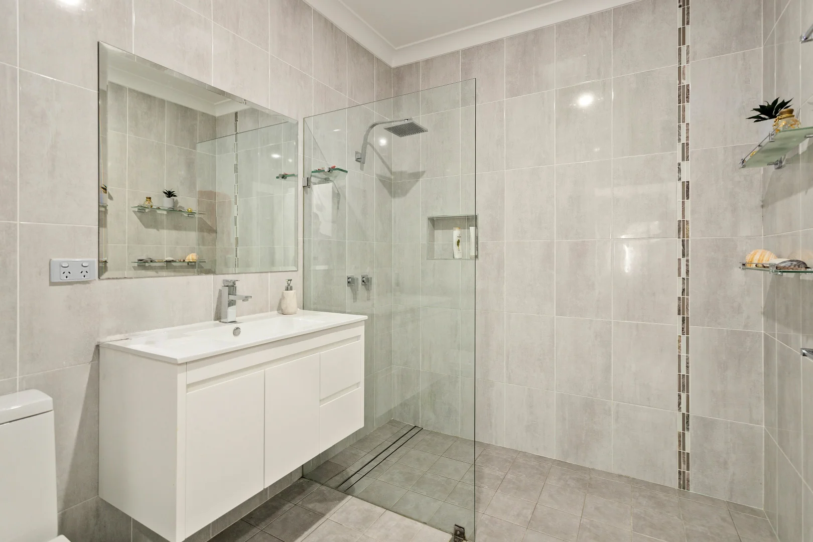 Additional image 9 of 18 Nioka Avenue, Keiraville NSW 2500