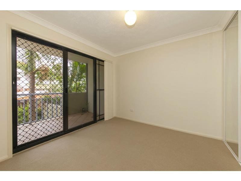 1/20 Terrace Street, Spring Hill QLD 4000, Image 2