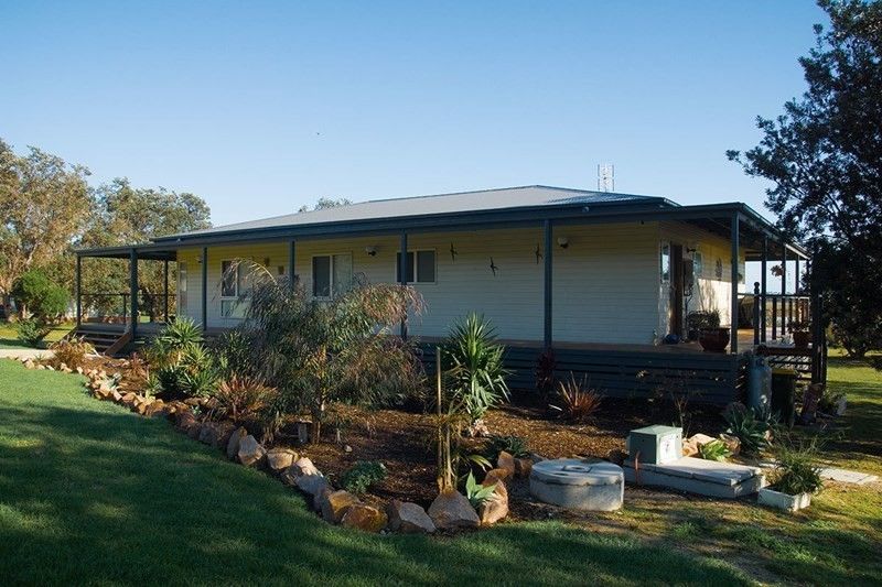 19 Mandalay Drive, The Honeysuckles VIC 3851, Image 2