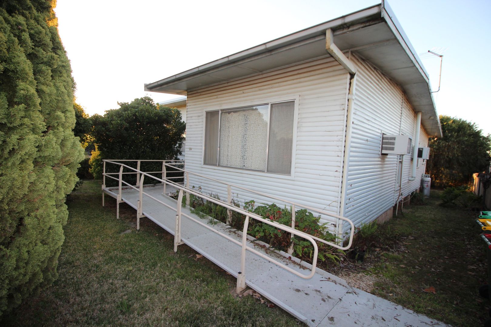 Sold 18 Philip St, Scone NSW 2337 on 03 Nov 2023 2018673225 Domain