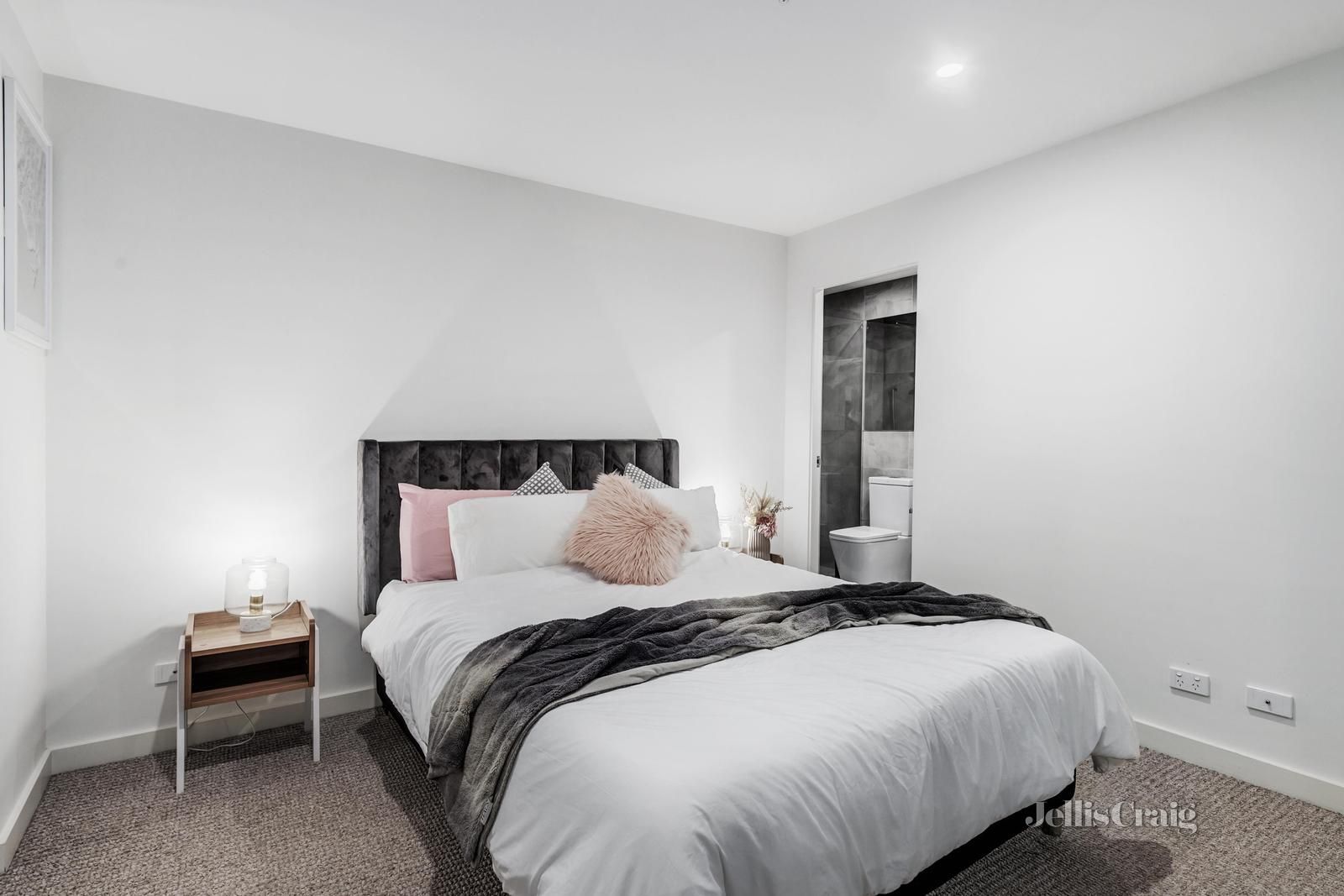 103B/170 Manningham Road, Bulleen VIC 3105, Image 2