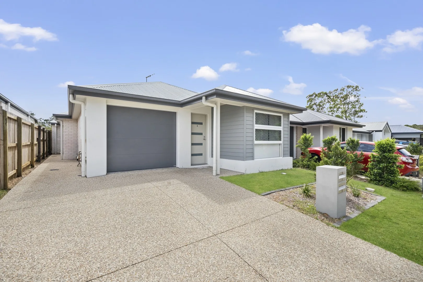 3 BEDROOM DUPLEX IN AFFINITY ESTATE, Morayfield