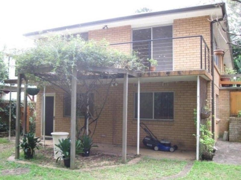 4 bedrooms House in 74 Ronald Avenue LANE COVE NSW, 2066