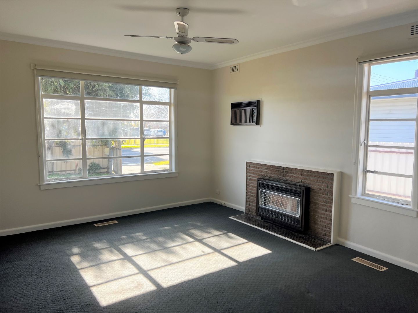 249 Lawrence Street, Wodonga VIC 3690 House For Rent Domain