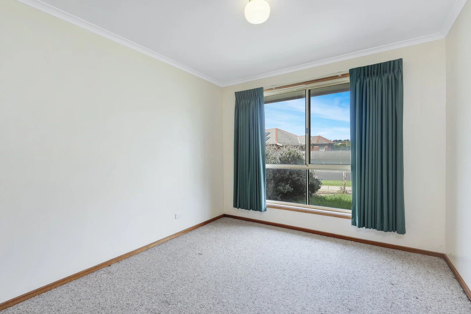 Additional image 10 of 33 Emperor Dr, Ocean Grove VIC 3226