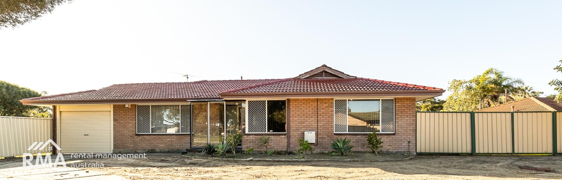 3 bedrooms House in 2 Tarup Place HILLMAN WA, 6168